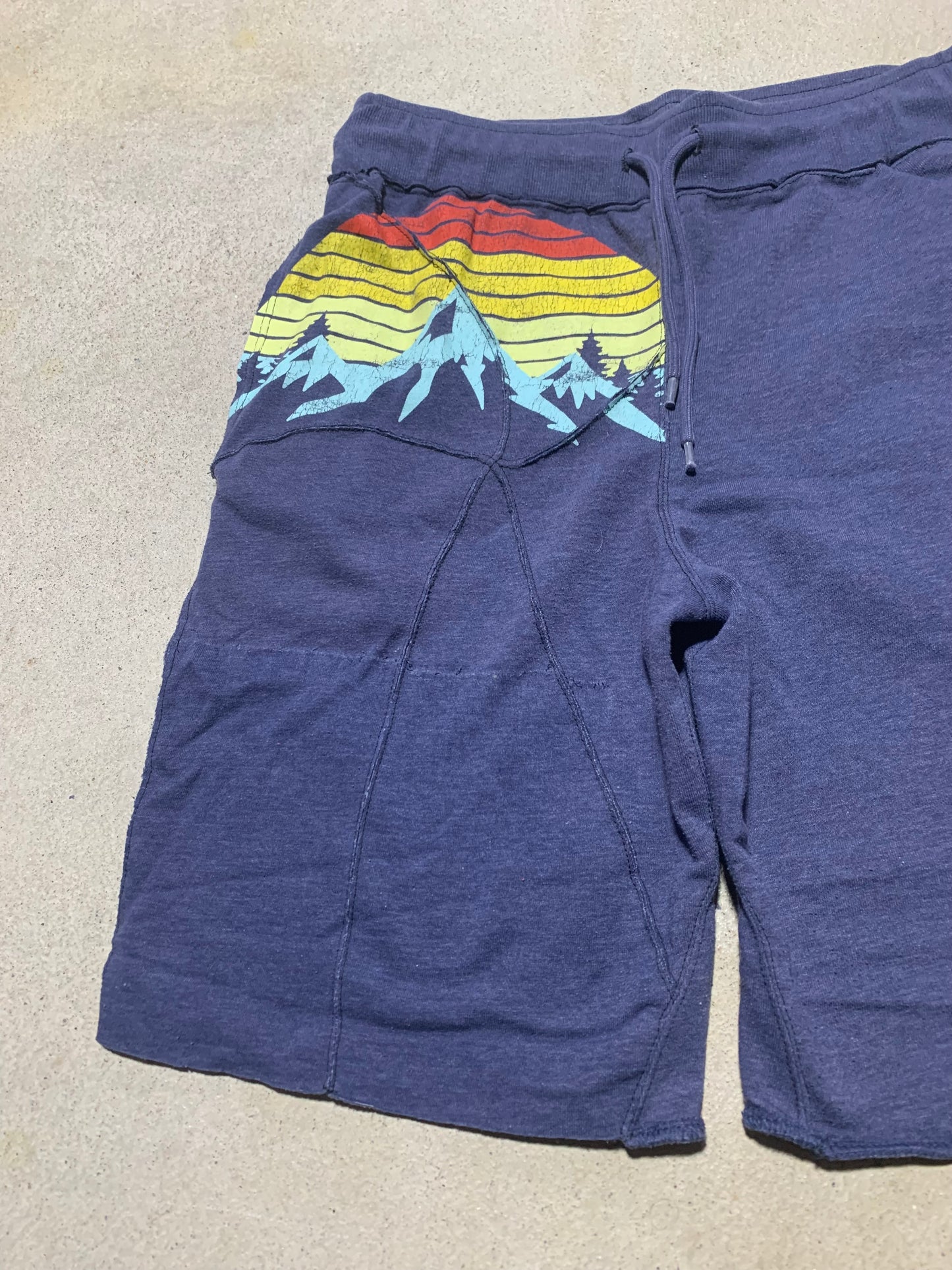 [Spiral] Shorts - Mounatin